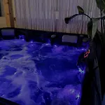 아파트 Valtes Luxurious Iii *