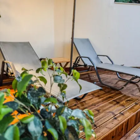 Valtes Luxurious Iii Apartment *