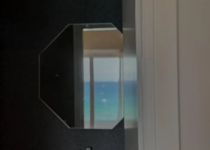 Valtes Luxurious Iii Mpoukaris