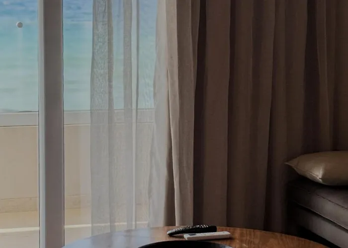 Valtes Luxurious Iii Apartament Mpoukaris